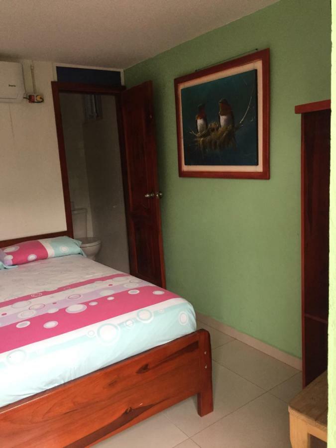 Hostal Sarai Pedernales Exteriér fotografie